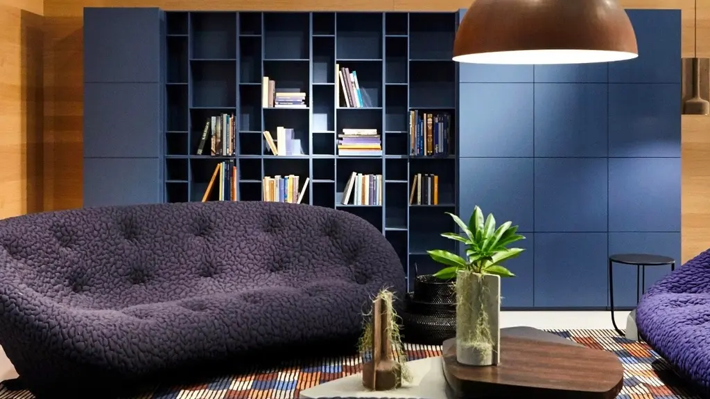 Ligne Roset - Book & Look
