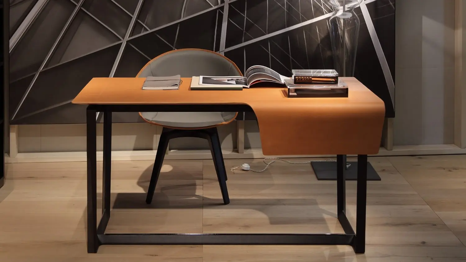 Poltrona Frau - Fred desk