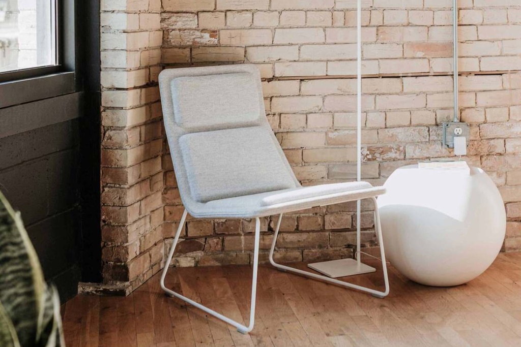 stalportcontemporain-cappellini-bong