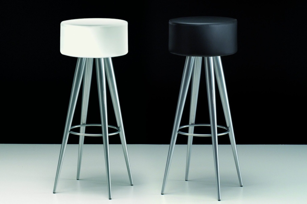 zeus-golia-stalportcontemporain
