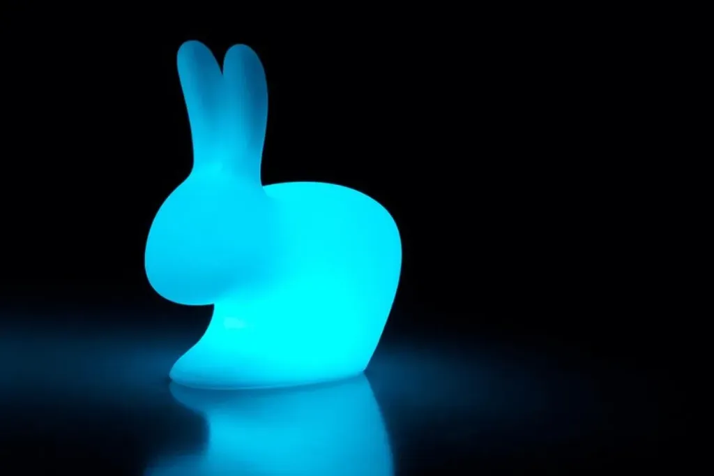 [qeeboo-rabbitlamp-expo] Rabbit lamp chair