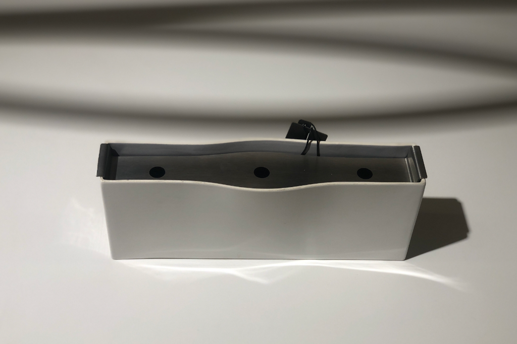 [ligneroset-3trous-expo] Vase fonte aluminium 3 ouvertures