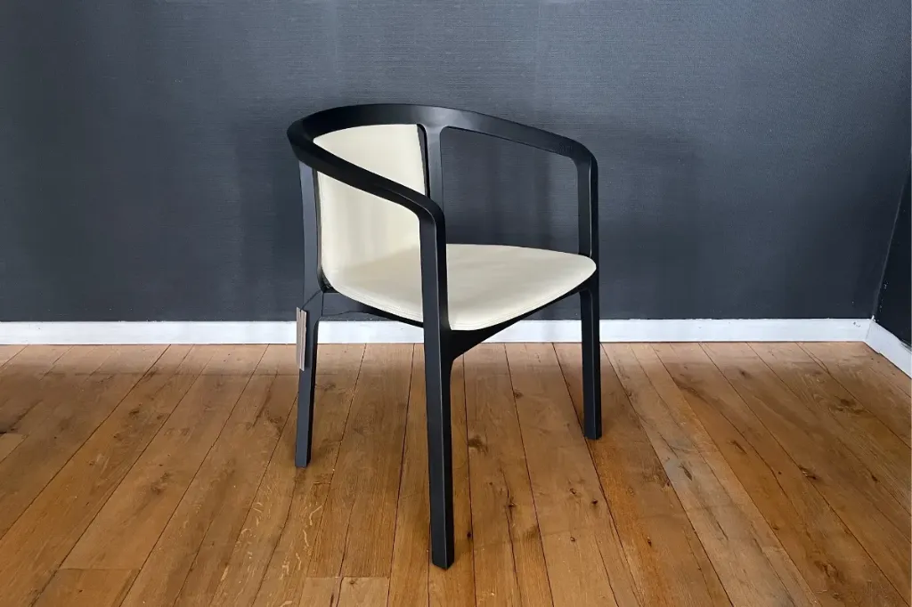 [camerich-essence-exposition] Essence