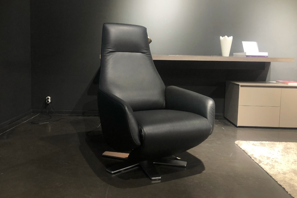 [FSM - Skye - Expo] Skye FM141